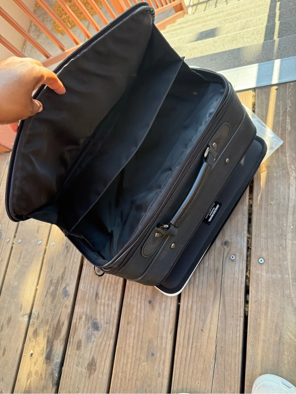 Sniffer Technologies Black Portable Gear Bag